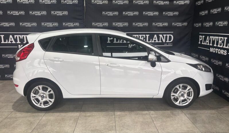 Ford Fiesta 5-Door 1.0T Trend Auto 2018 full