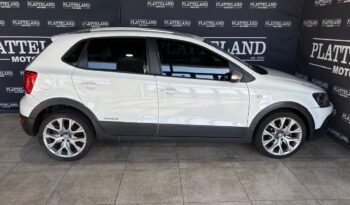 Volkswagen Polo Vivo Hatch 1.6 Maxx 2018 full