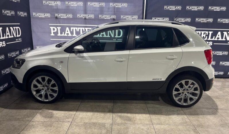 Volkswagen Polo Vivo Hatch 1.6 Maxx 2018 full