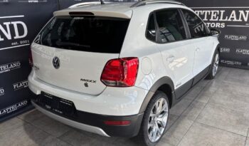 Volkswagen Polo Vivo Hatch 1.6 Maxx 2018 full