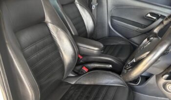 Volkswagen Polo Vivo Hatch 1.6 Maxx 2018 full