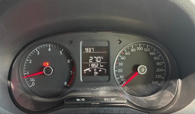 Volkswagen Polo Vivo Hatch 1.6 Maxx 2018 full