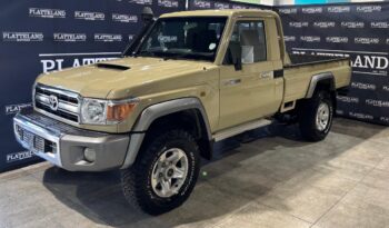 Toyota Land Cruiser 79 4.5D-4D LX V8 2015 full