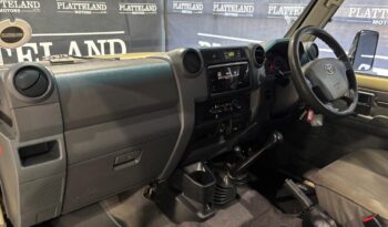 Toyota Land Cruiser 79 4.5D-4D LX V8 2015 full