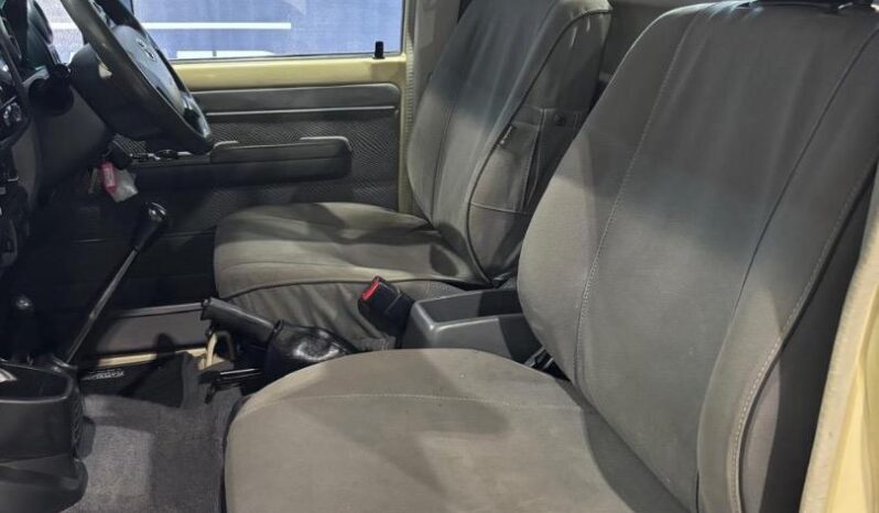 Toyota Land Cruiser 79 4.5D-4D LX V8 2015 full