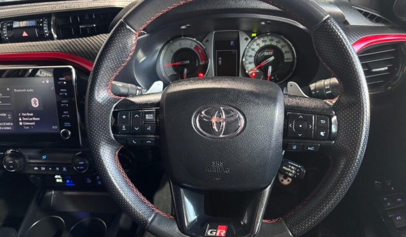 Toyota Hilux 2.8GD-6 Double Cab 4×4 GR-Sport 2024 full