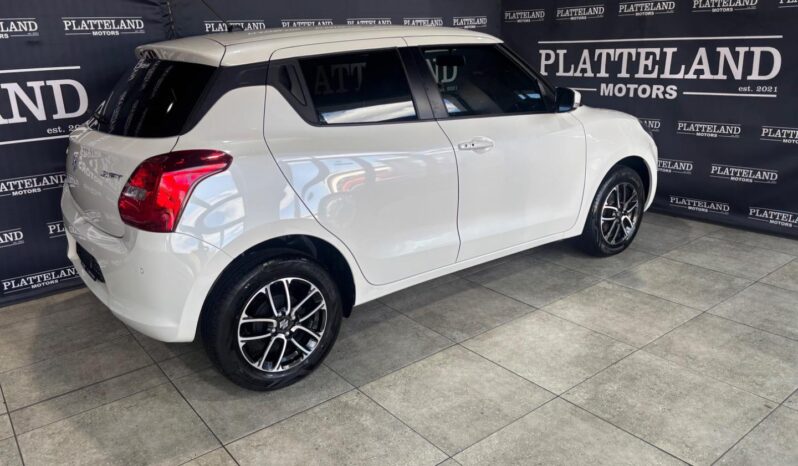 Suzuki Swift 1.2 GLX 2024 full