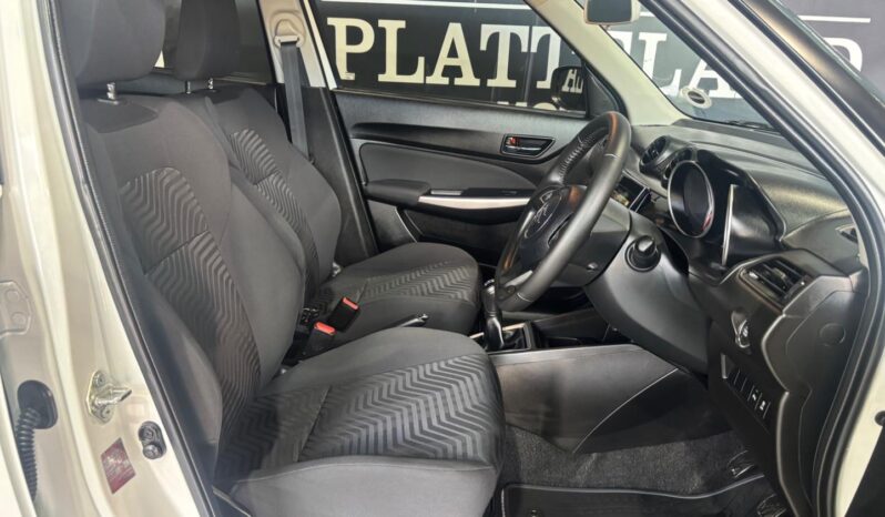 Suzuki Swift 1.2 GLX 2024 full