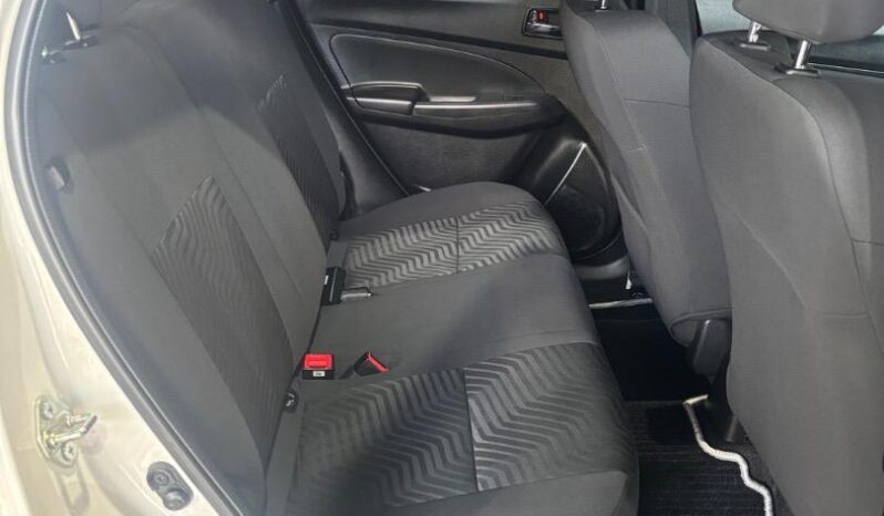 Suzuki Swift 1.2 GLX 2024 full