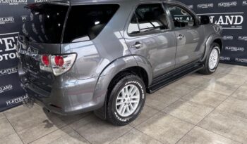 Toyota Fortuner 3.0D-4D Auto 2014 full