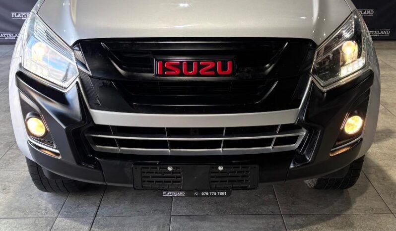 Isuzu KB 250D-Teq Double Cab X-Rider 2017 full