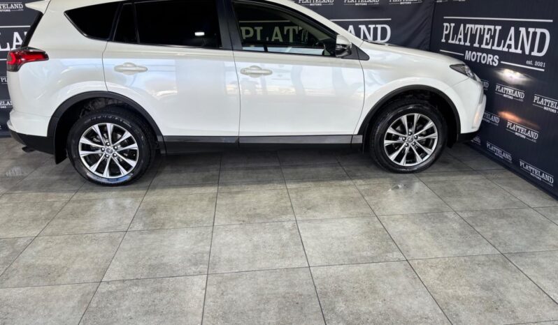 Toyota RAV4 2.5 AWD VX 2017 full