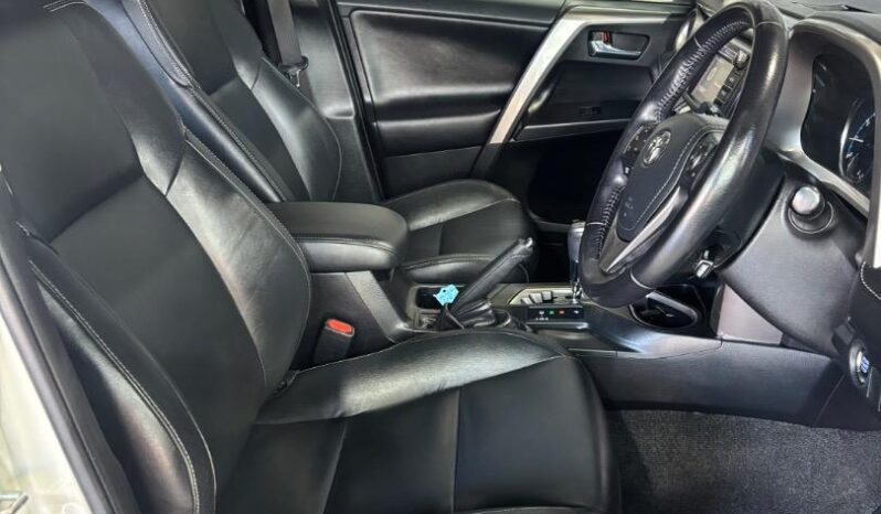 Toyota RAV4 2.5 AWD VX 2017 full