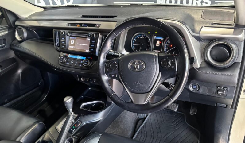 Toyota RAV4 2.5 AWD VX 2017 full