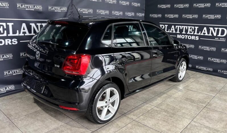 Volkswagen Polo Hatch 1.2TSI Comfortline 2015 full