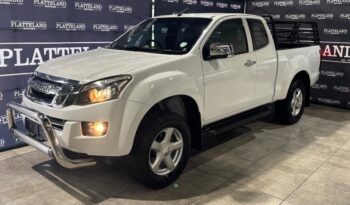 Isuzu KB 300D-Teq Extended Cab LX Auto 2016 full