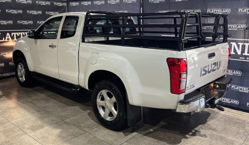 Isuzu KB 300D-Teq Extended Cab LX Auto 2016 full