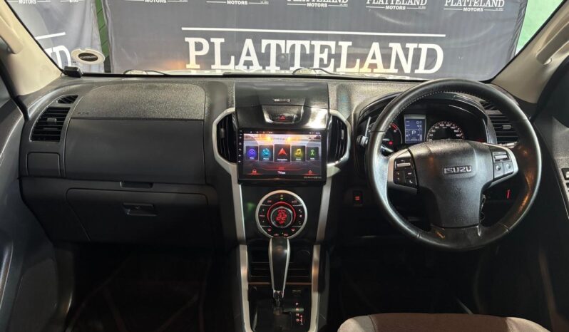 Isuzu KB 300D-Teq Extended Cab LX Auto 2016 full
