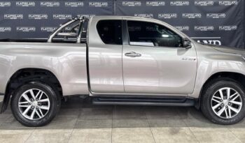 Toyota Hilux 2.8GD-6 Xtra cab Raider auto 2018 full