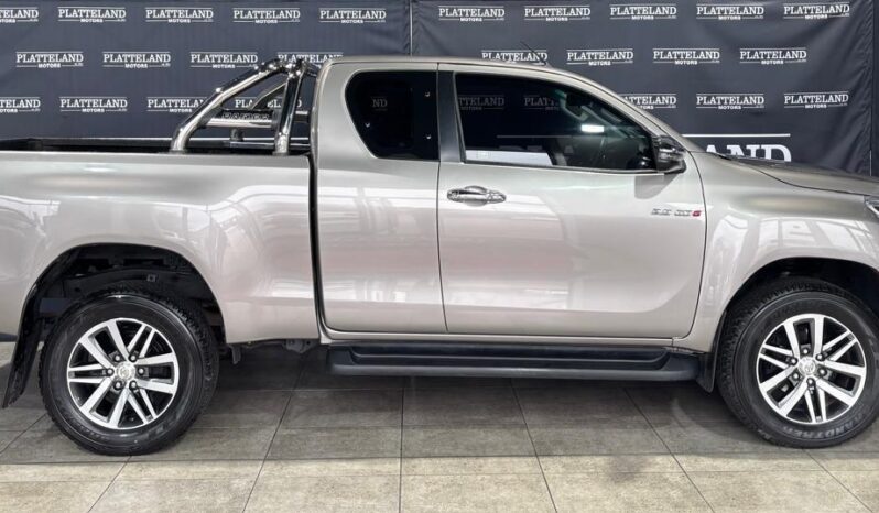 Toyota Hilux 2.8GD-6 Xtra cab Raider auto 2018 full