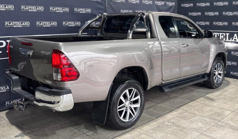 Toyota Hilux 2.8GD-6 Xtra cab Raider auto 2018 full