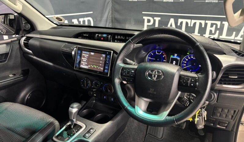 Toyota Hilux 2.8GD-6 Xtra cab Raider auto 2018 full