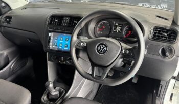 Volkswagen Polo Vivo Hatch 1.4 Life Edition 15 2025 full
