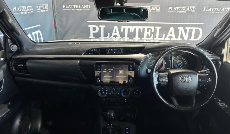 Toyota Hilux 2.8GD-6 Xtra Cab 4×4 Legend Auto 2023 full