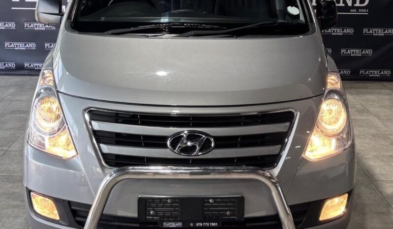 Hyundai H-1 2.5 CRDI ELITE Auto 9-Seater 2016 full