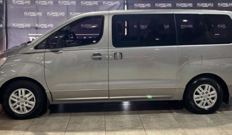 Hyundai H-1 2.5 CRDI ELITE Auto 9-Seater 2016 full