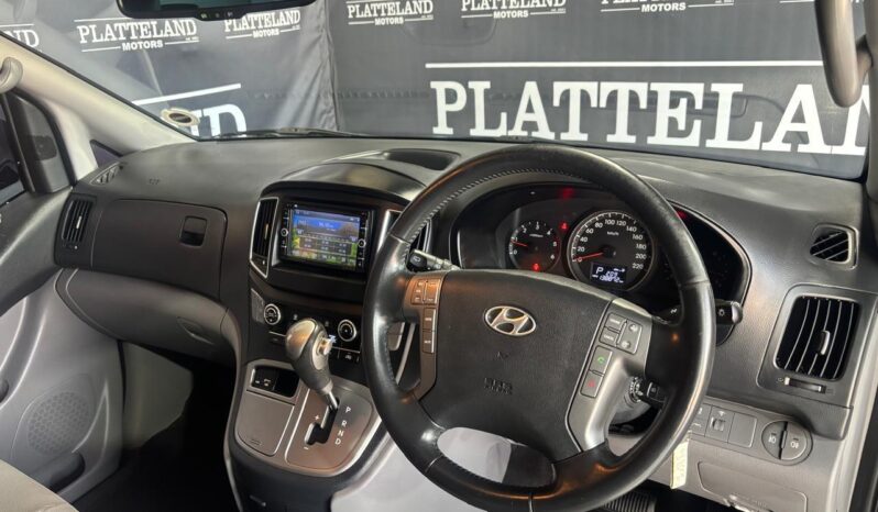 Hyundai H-1 2.5 CRDI ELITE Auto 9-Seater 2016 full