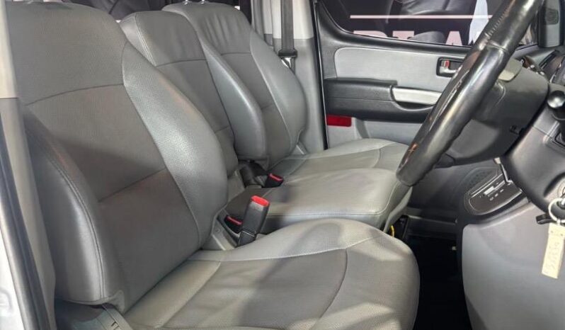 Hyundai H-1 2.5 CRDI ELITE Auto 9-Seater 2016 full