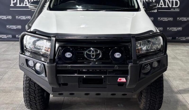 Toyota Hilux 2.4GD-6 Xtra cab SRX 2020 full