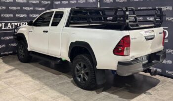 Toyota Hilux 2.4GD-6 Xtra cab SRX 2020 full