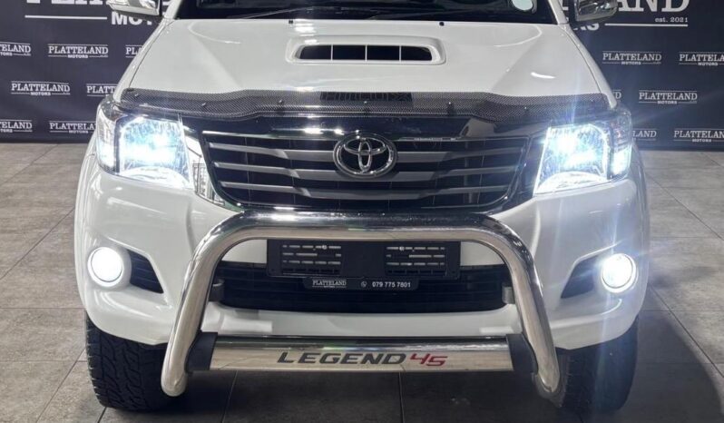 Toyota Hilux 3.0D-4D Double Cab 4×4 Raider Legend 45 Auto 2015 full