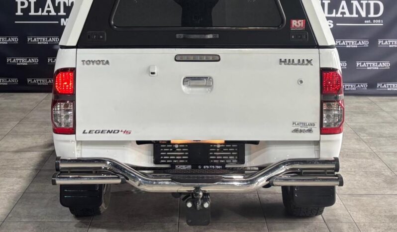 Toyota Hilux 3.0D-4D Double Cab 4×4 Raider Legend 45 Auto 2015 full