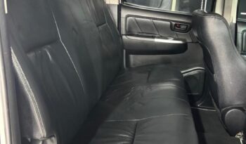 Toyota Hilux 3.0D-4D Double Cab 4×4 Raider Legend 45 Auto 2015 full