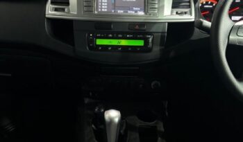 Toyota Hilux 3.0D-4D Double Cab 4×4 Raider Legend 45 Auto 2015 full