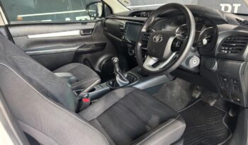 Toyota Hilux 2.4GD-6 Xtra Cab Raider Manual 2025 full