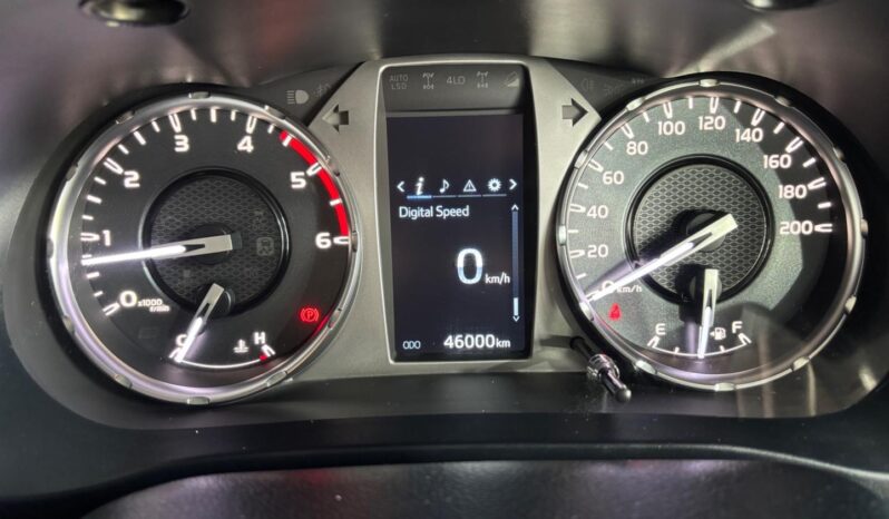 Toyota Hilux 2.4GD-6 Xtra Cab Raider Manual 2025 full