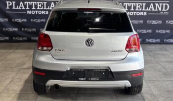 Volkswagen Polo Vivo Hatch 1.6 Maxx 2019 full